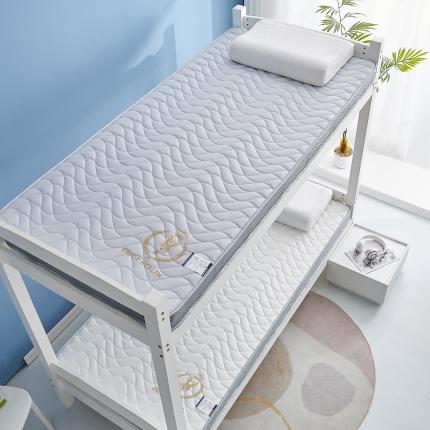 91家纺网 家纺一手货源 找家纺 （总）鹿辉 2023新款烫画牛奶丝立体床垫学生床垫