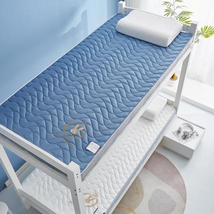 91家纺网 家纺一手货源 找家纺 （总）鹿辉 2023新款烫画牛奶丝立体床垫学生床垫