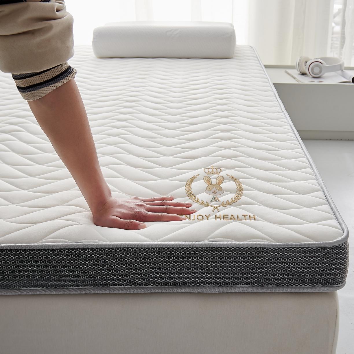 91家纺网 家纺一手货源 找家纺 （总）鹿辉2023新款烫画牛奶丝立体床垫