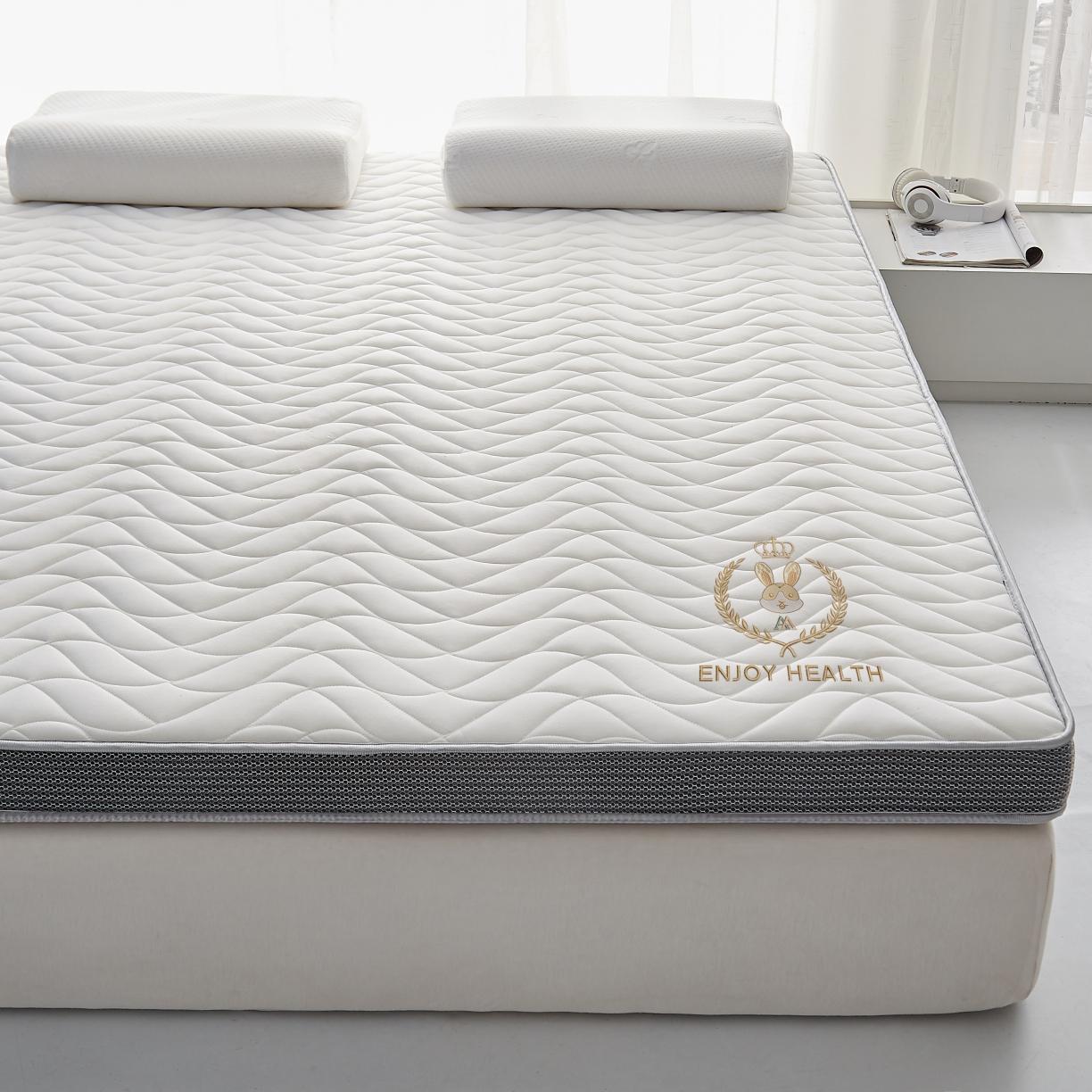 91家纺网 家纺一手货源 找家纺 （总）鹿辉2023新款烫画牛奶丝立体床垫