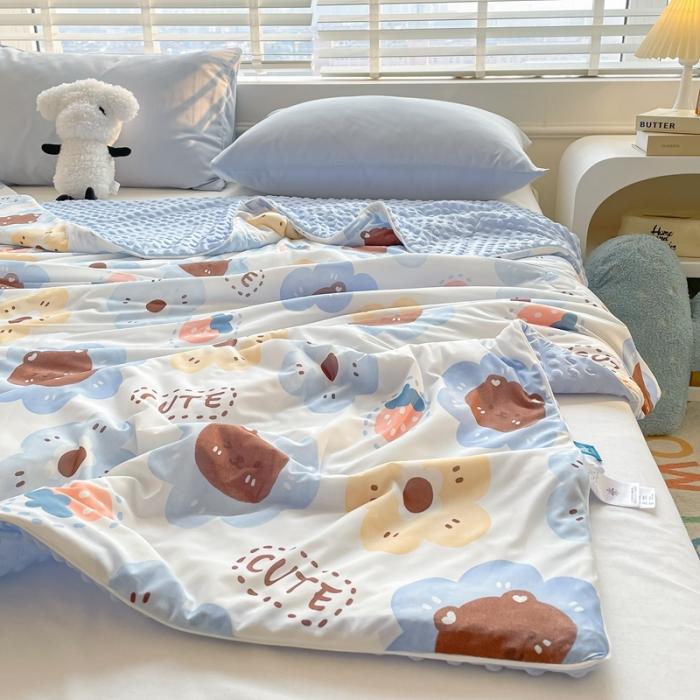 91家纺网 家纺一手货源 找家纺 大彩家居2023凉感丝豆豆被夏被被子夏凉被空调被 小熊花花