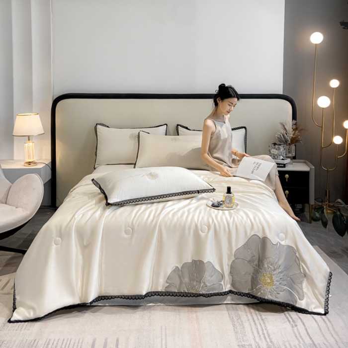 91家纺网 家纺一手货源 找家纺 2024子由家居水洗真丝贴布绣花花边夏被四件套 太阳花-本白