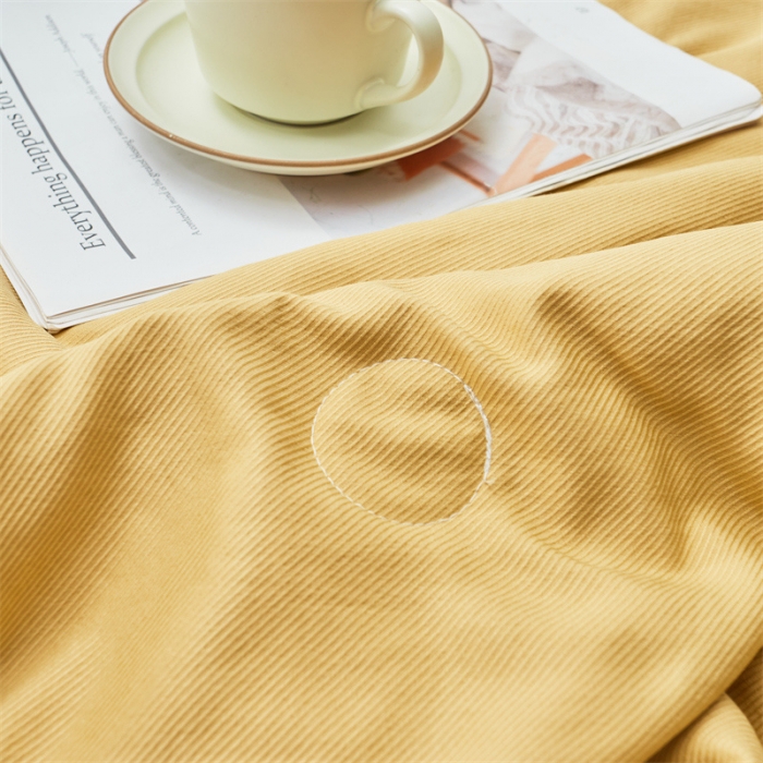 91家纺网 家纺一手货源 找家纺 畅销被业 2024新款燕窝蛋白夏被 被子被芯 大麦黄