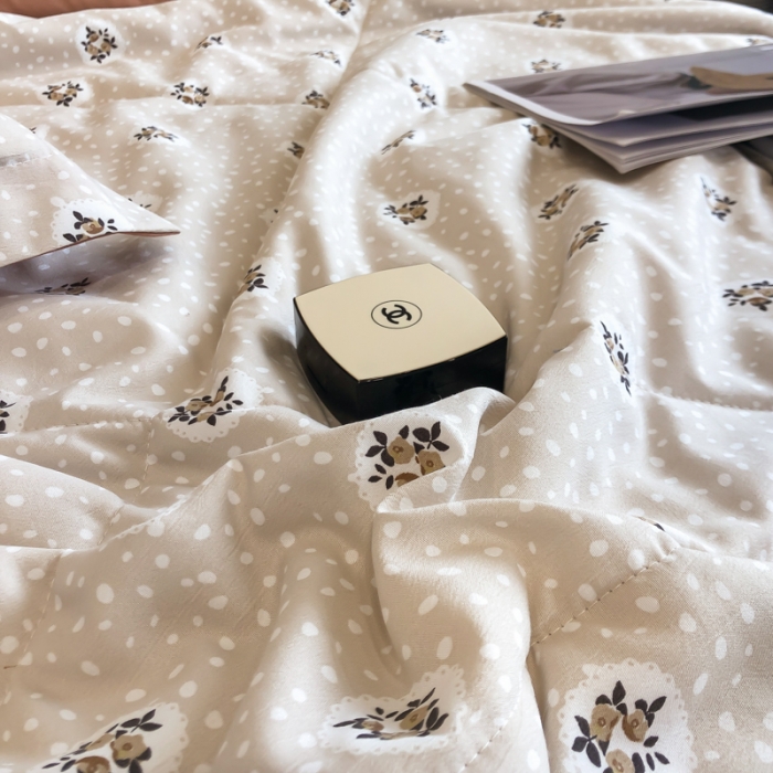 91家纺网 家纺一手货源 找家纺 帕拉美拉 2025新款水洗棉麻双层纱大豆夏被 春意盎然-桔