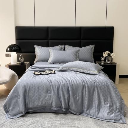 91家纺网 家纺一手货源 找家纺 芯贝儿 2023款轻奢贡缎提花水洗天丝绣花夏被四件套梵克雅士灰