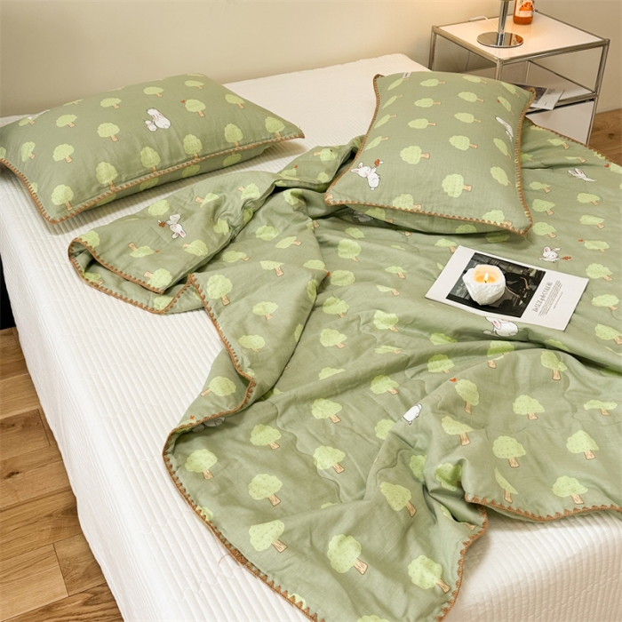 91家纺网 家纺一手货源 找家纺 洋铭区  2023双层纱夏被 小树兔