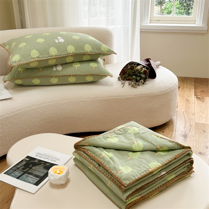 91家纺网 家纺一手货源 找家纺 洋铭区  2023双层纱夏被 小树兔