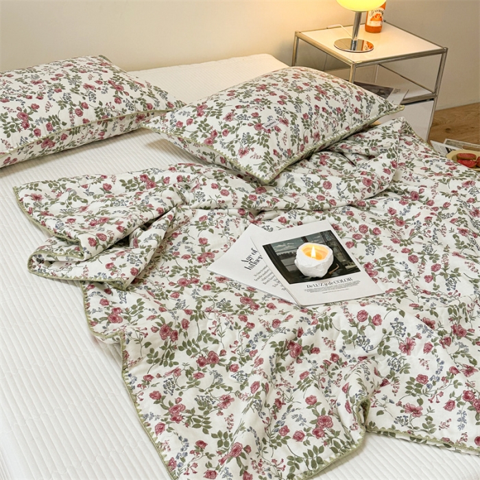 91家纺网 家纺一手货源 找家纺 洋铭区  2023双层纱夏被 小玫瑰