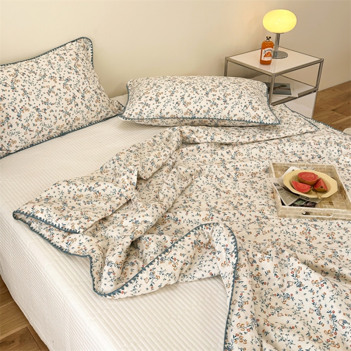 91家纺网 家纺一手货源 找家纺 洋铭区  2023双层纱夏被 小兰花