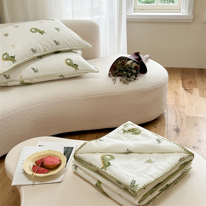91家纺网 家纺一手货源 找家纺 洋铭区  2023双层纱夏被 小恐龙