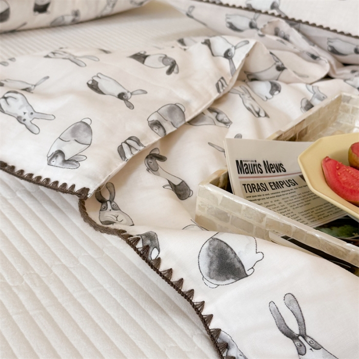 91家纺网 家纺一手货源 找家纺 洋铭区  2023双层纱夏被 小可兔