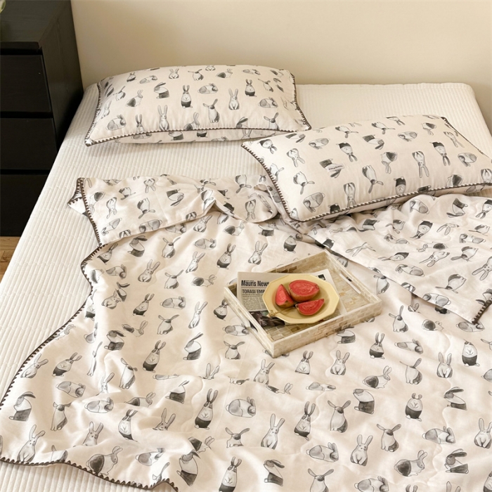 91家纺网 家纺一手货源 找家纺 洋铭区  2023双层纱夏被 小可兔