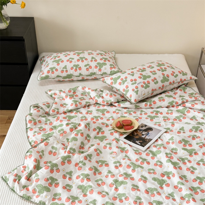 91家纺网 家纺一手货源 找家纺 洋铭区  2023双层纱夏被 小红莓