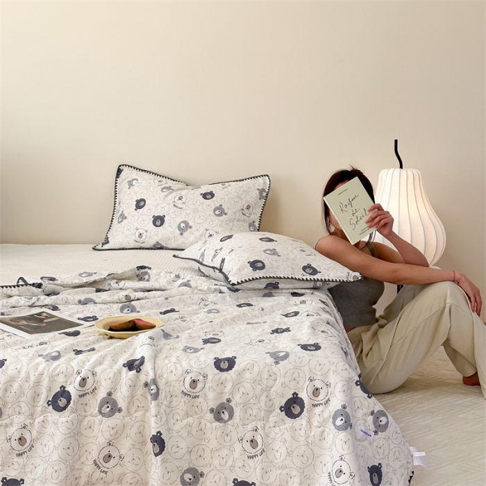 91家纺网 家纺一手货源 找家纺 洋铭区  2023双层纱夏被 小嘟熊