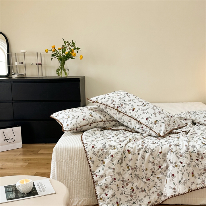 91家纺网 家纺一手货源 找家纺 洋铭区  2023双层纱夏被 小茶花