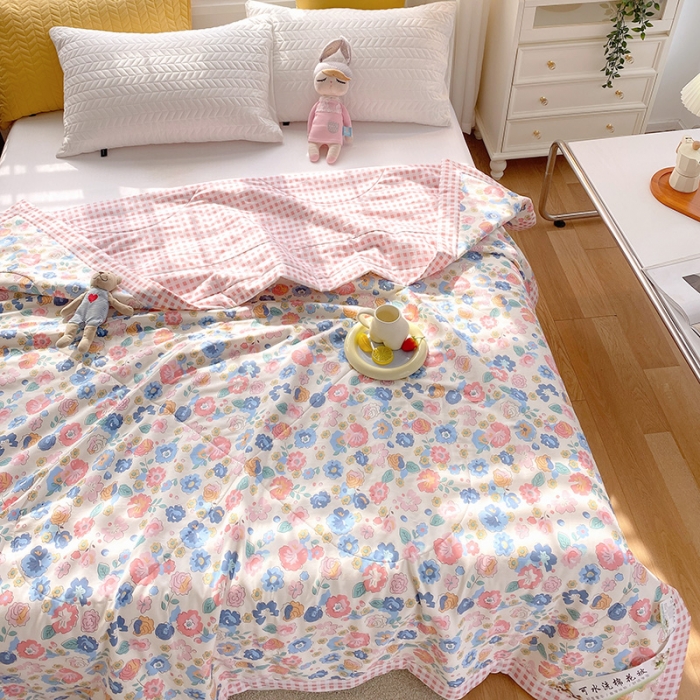 91家纺网 家纺一手货源 找家纺 眠优居 2023新款全棉棉花印花夏被 晨语初听