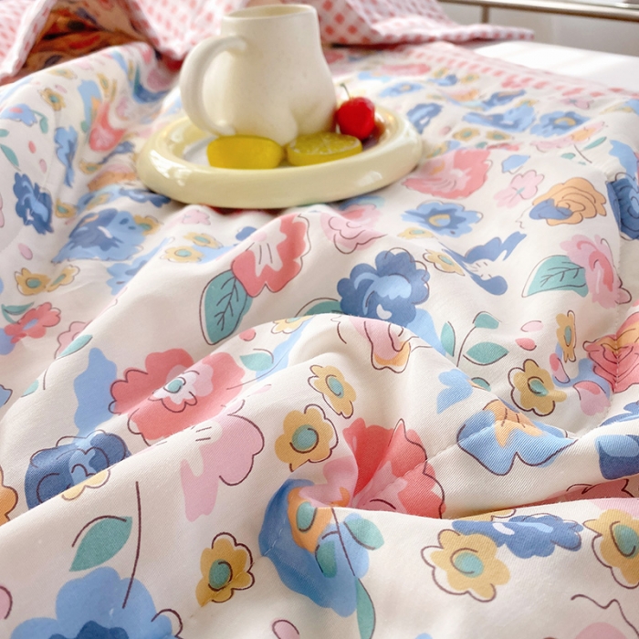 91家纺网 家纺一手货源 找家纺 眠优居 2023新款全棉棉花印花夏被 晨语初听