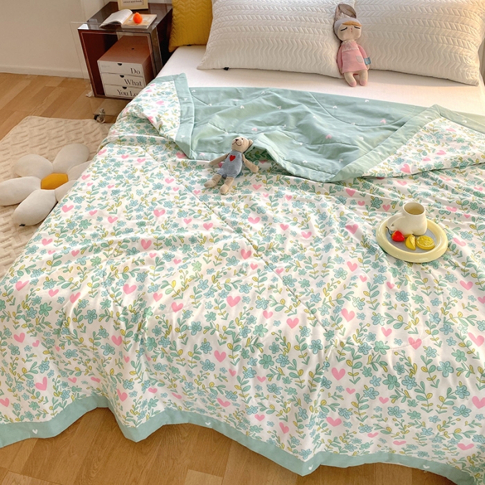 91家纺网 家纺一手货源 找家纺 眠优居 2023新款全棉棉花印花夏被 心动甜心-绿