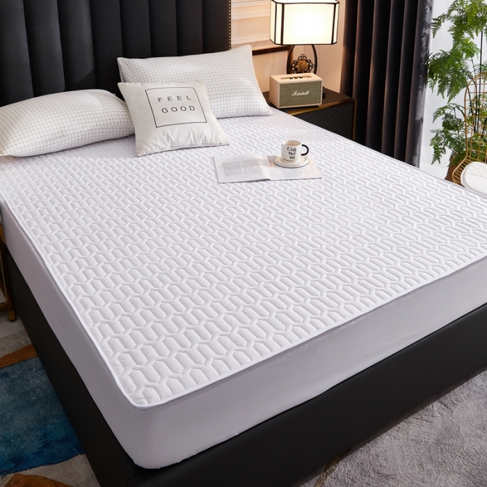 91家纺网 家纺一手货源 找家纺 202直播新款亲肤水洗棉夹棉防水床笠床垫床罩保护罩 牛奶白