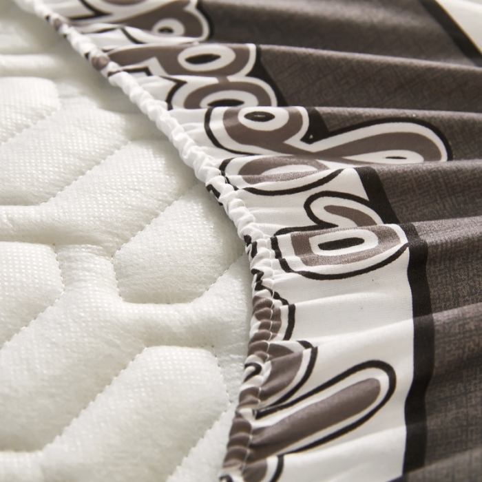 91家纺网 家纺一手货源 找家纺 202直播新款亲肤水洗棉夹棉防水床笠床垫床罩保护罩 熊出没