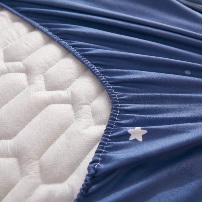 91家纺网 家纺一手货源 找家纺 202直播新款亲肤水洗棉夹棉防水床笠床垫床罩保护罩 月亮猫