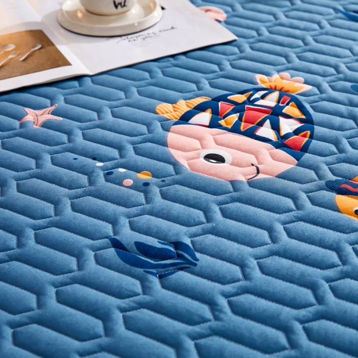 91家纺网 家纺一手货源 找家纺 202直播新款亲肤水洗棉夹棉防水床笠床垫床罩保护罩 自由的鱼