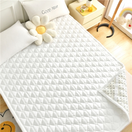 91家纺网 家纺一手货源 找家纺 索弗莱2023 抗菌亲肤四季床褥床垫可水洗机洗床护垫 垫被