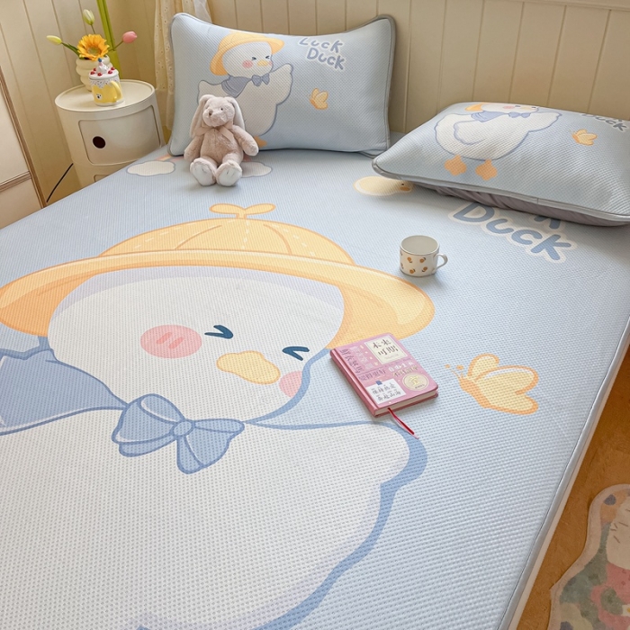 91家纺网 家纺一手货源 找家纺 慕尚 2025新款满天星云感丝工艺席 达克鸭（床席款）