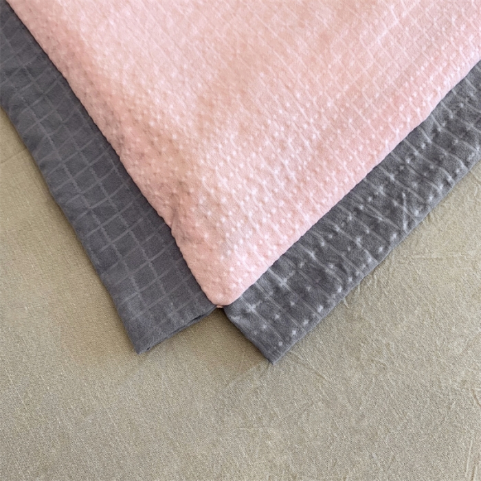 91家纺网 家纺一手货源 找家纺 (总）爱宝 2025新款泡泡纱夏被