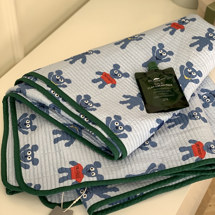 91家纺网 家纺一手货源 找家纺 汇庭 2023新款卡通印花单品床盖系列-实拍 姜饼人兰