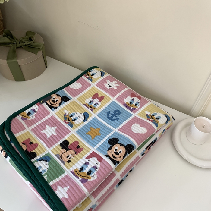 91家纺网 家纺一手货源 找家纺 汇庭 2023新款卡通印花单品床盖系列-实拍 米妮派对