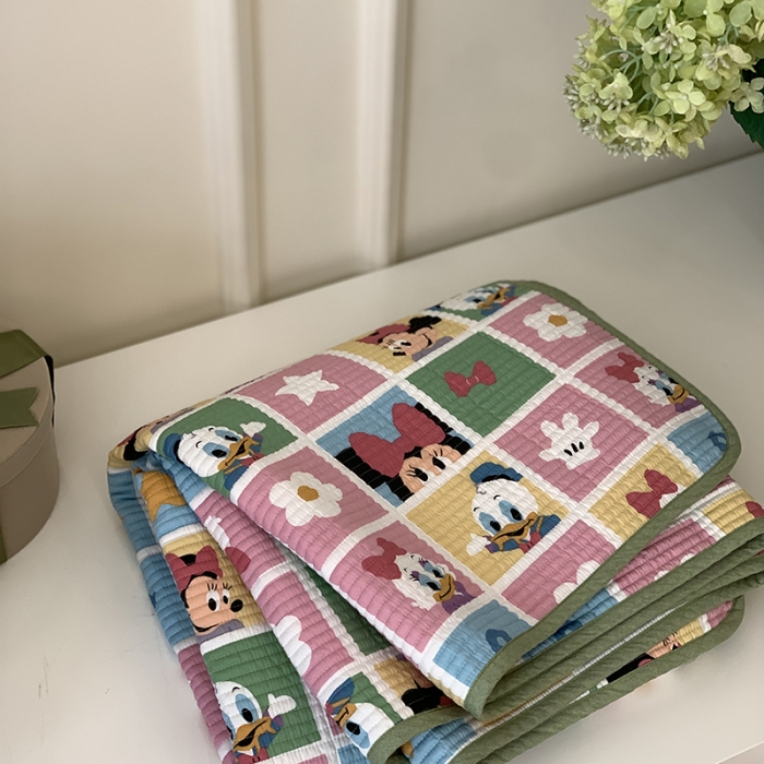 91家纺网 家纺一手货源 找家纺 汇庭 2023新款卡通印花单品床盖系列-实拍 米妮派对