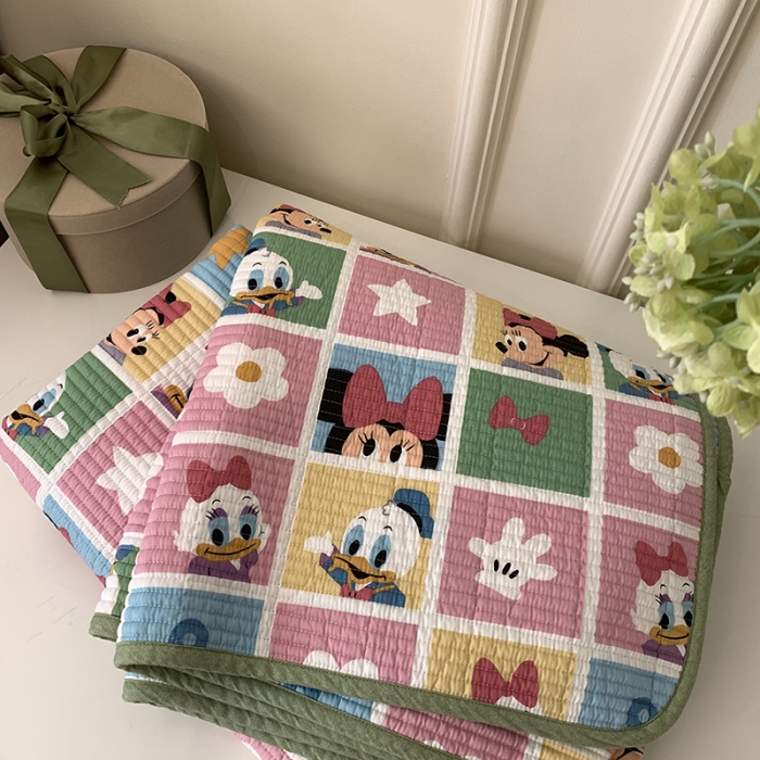 91家纺网 家纺一手货源 找家纺 汇庭 2023新款卡通印花单品床盖系列-实拍 米妮派对