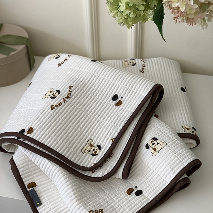 91家纺网 家纺一手货源 找家纺 汇庭 2023新款卡通印花单品床盖系列-实拍 掌门狗