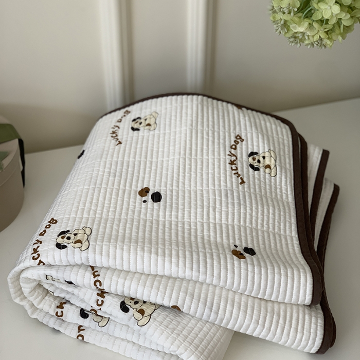 91家纺网 家纺一手货源 找家纺 汇庭 2023新款卡通印花单品床盖系列-实拍 掌门狗