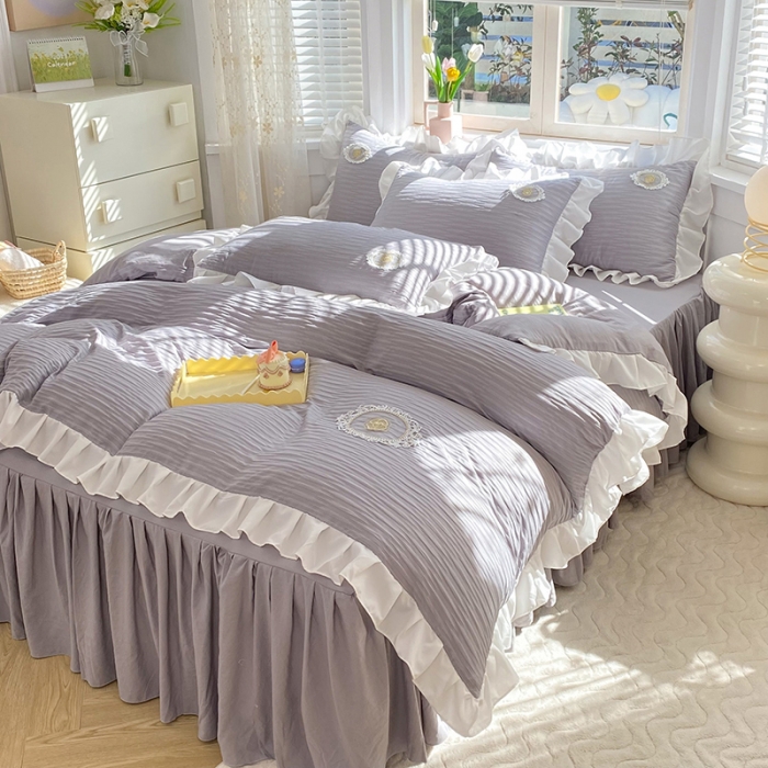 91家纺网 家纺一手货源 找家纺 韩约 2023新款 韩约泡泡纱仙叶系列四件套 仙叶花边款（绅士灰）