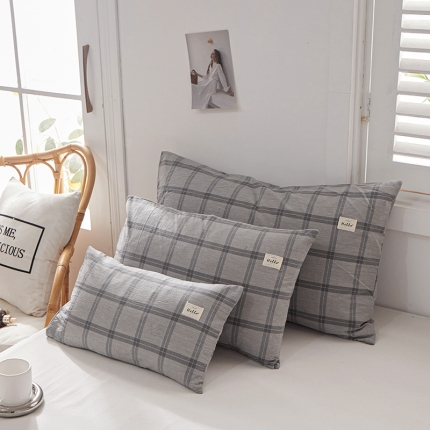 91家纺网 家纺一手货源 找家纺 全棉色织水洗棉口袋枕单人纯棉枕套简约日系枕套