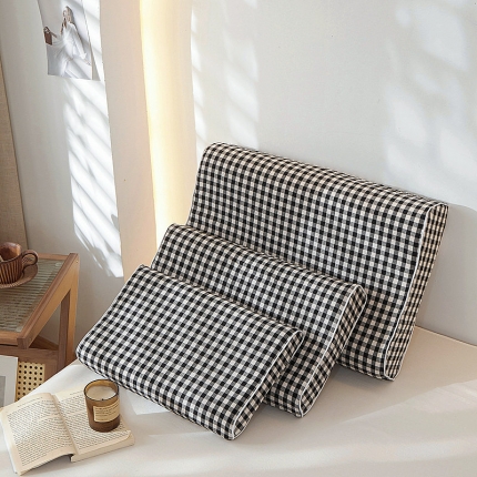 91家纺网 家纺一手货源 找家纺 2023全棉色织水洗棉乳胶枕套单人枕套学生宿舍枕套