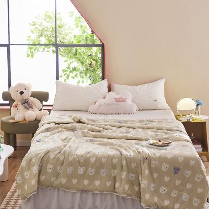 91家纺网 家纺一手货源 找家纺 帕拉美拉 2025新款直播供货针织棉印花夏被 爱心熊-卡其