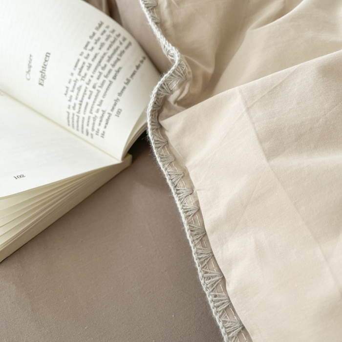 91家纺网 家纺一手货源 找家纺 蜜柚 2024新款A类全棉40支纯色纽扣款水洗棉四件套 班尼咖