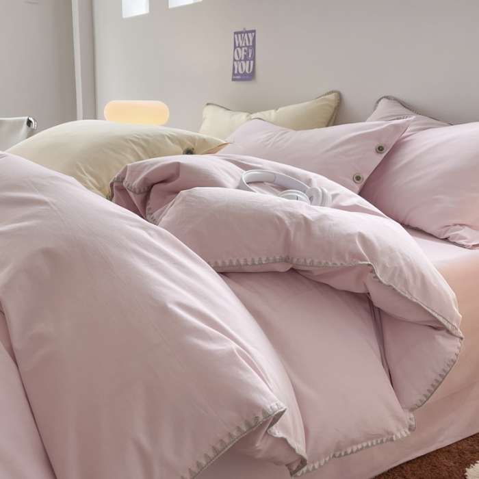 91家纺网 家纺一手货源 找家纺 蜜柚 2024新款A类全棉40支纯色纽扣款水洗棉四件套 夏日粉