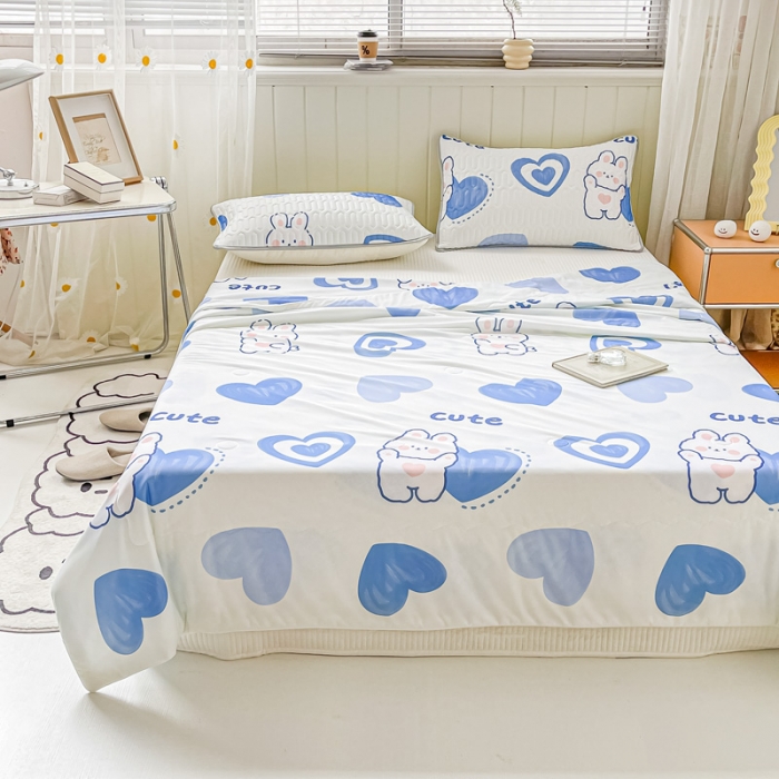 91家纺网 家纺一手货源 找家纺 佳一2023新款凉感丝小清新印花夏被 爱心兔