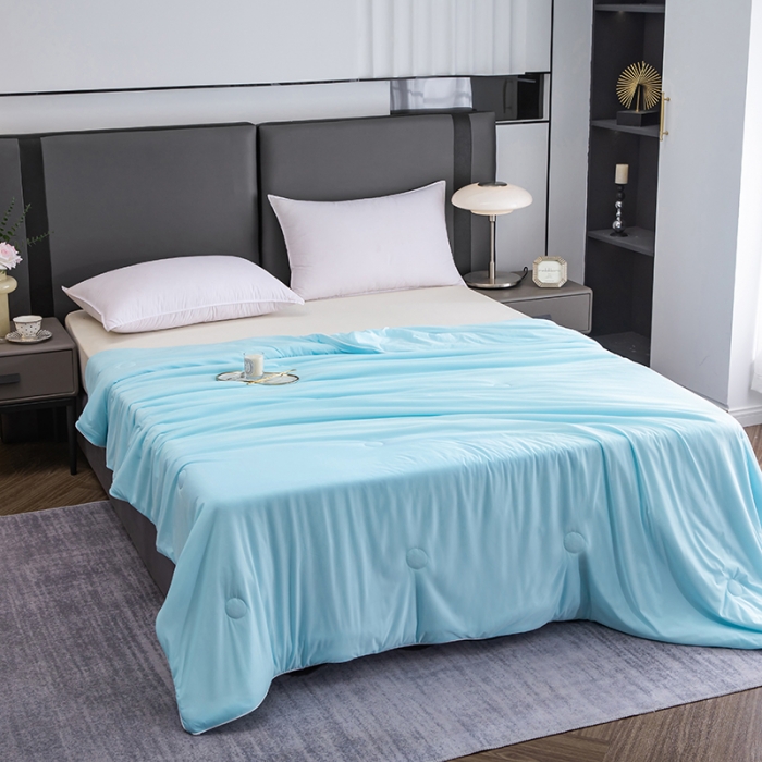 91家纺网 家纺一手货源 找家纺 恒科 2025新款冰淇淋凉感丝夏被 月光蓝