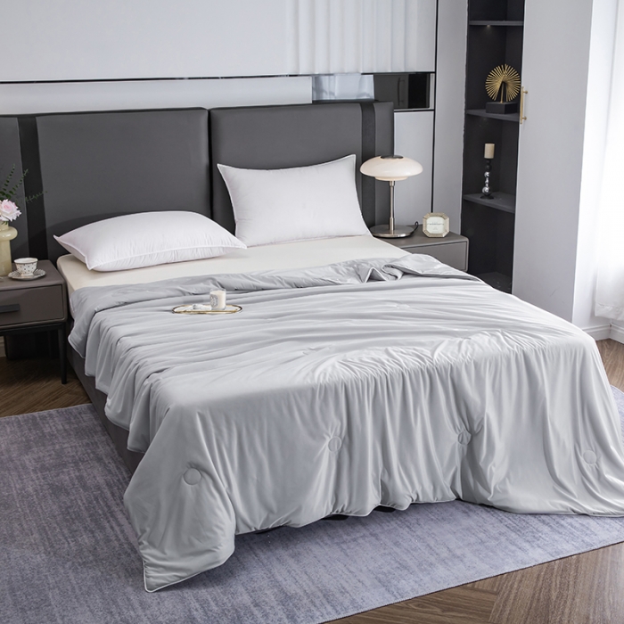 91家纺网 家纺一手货源 找家纺 恒科 2025新款冰淇淋凉感丝夏被 高级灰