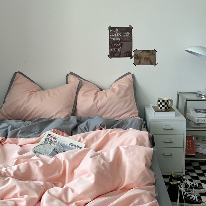 91家纺网 家纺一手货源 找家纺 安莱生活 2023新款 60贡缎双拼小宽边四件套 嫩粉双拼浅灰