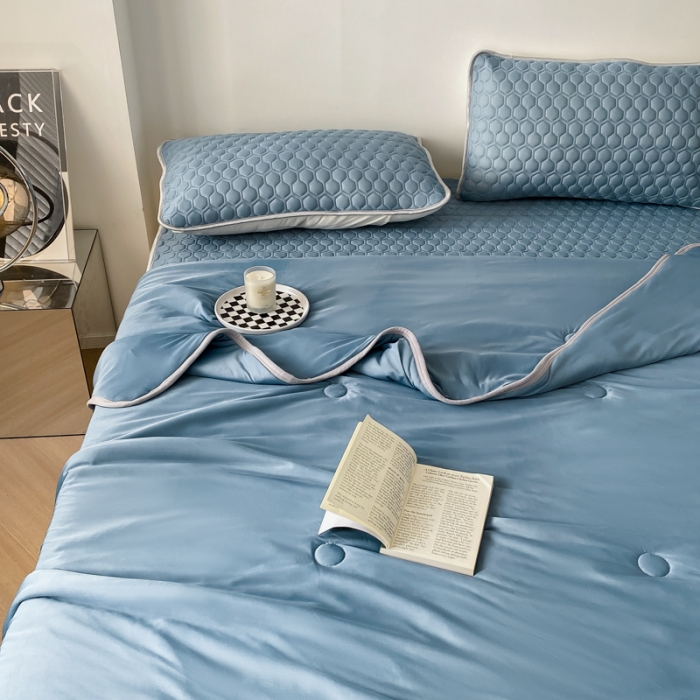 91家纺网 家纺一手货源 找家纺 欧邦 新款轻奢风纯色凉感丝乳胶凉席夏被四件套 藏蓝