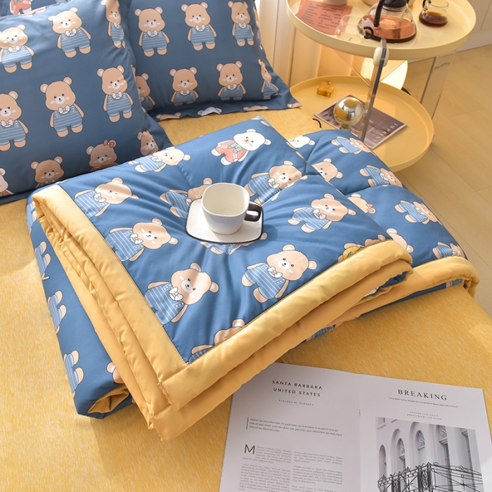 91家纺网 家纺一手货源 找家纺 圣楚 2024年新款简约时尚单夏被空调被夏凉被直播供货熊宝贝