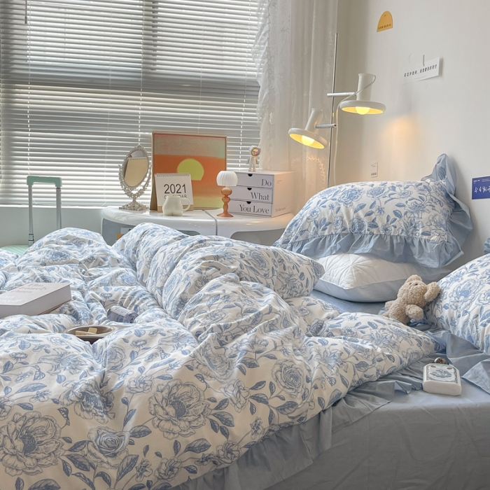 91家纺网 家纺一手货源 找家纺 昔可 2023新款法式复古系列花边款 手绘山茶 蓝