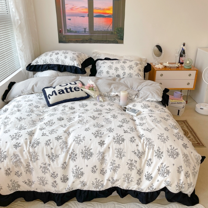 91家纺网 家纺一手货源 找家纺 昔可 2023新款法式复古系列花边款 素描水墨花