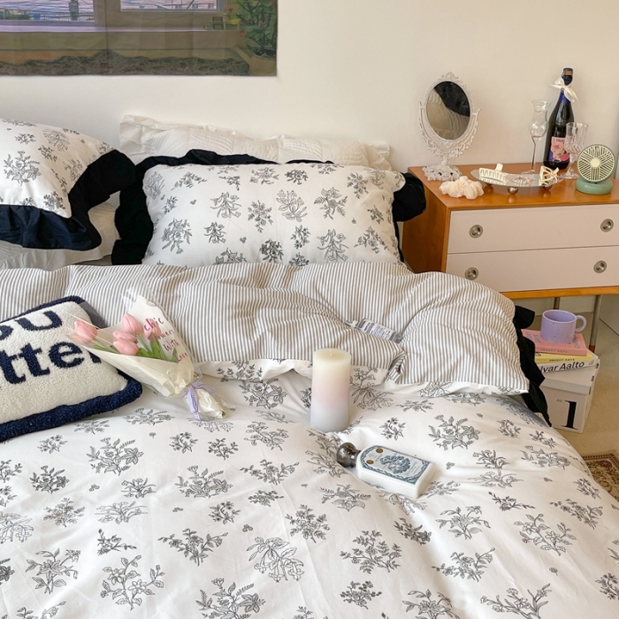 91家纺网 家纺一手货源 找家纺 昔可 2023新款法式复古系列花边款 素描水墨花